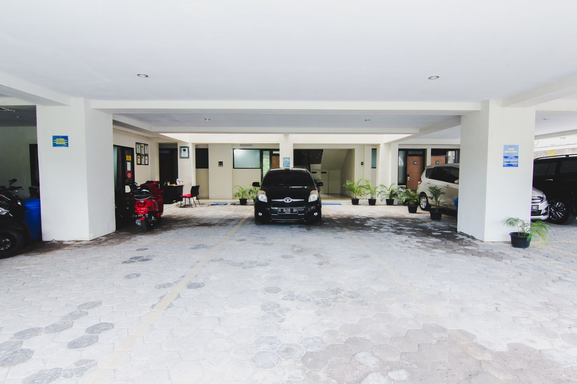 D'Paragon Seturan 3 Maguwo Bagian luar foto